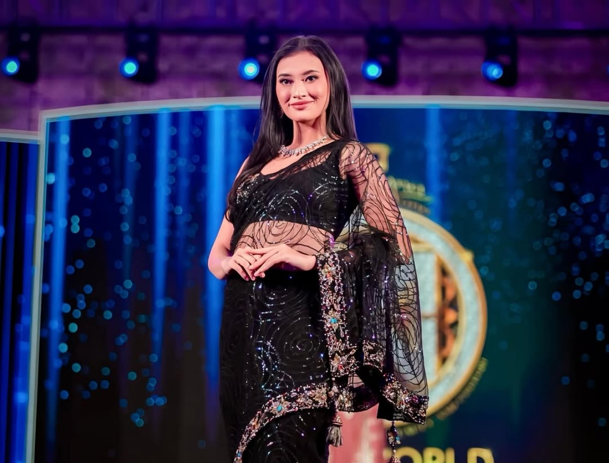 Monica Kezia Curi Perhatian di Miss World Top Model dengan Balutan Busana Tradisional India Lehenga